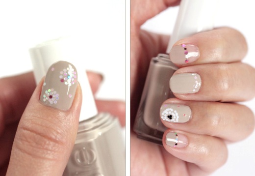 10 Elegant Acrylic Nail Art Designs for a Special Occasion