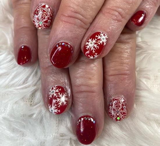 Christmas Nails: 10 Different Xmas Nail Art Designs Ideas 2023