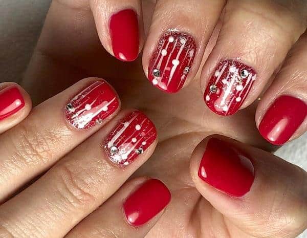Christmas Nails: 10 Different Xmas Nail Art Designs Ideas 2023