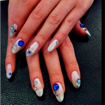 9 Best Crystal Nail Art Designs | I Fashion Styles