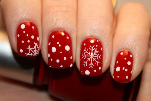 9 Simple Snowflake Nail Art Designs | I Fashion Styles