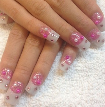9 Best Japanese Nail Art Designs with Images | StylesAtLife