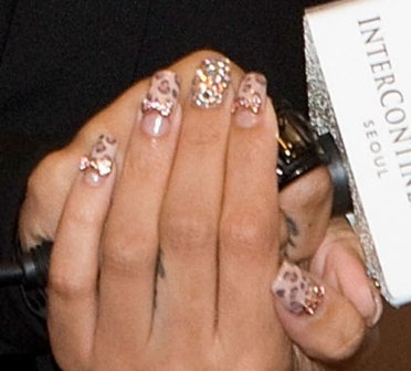 9 Best Hollywood Celebrity Nail Art Designs | I Fashion Styles
