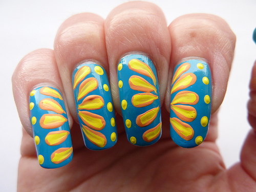9 Best Sunflower Nail Art Designs with Pictures | I Fashion Styles