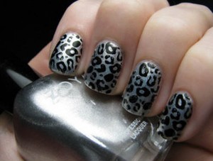 9 Best Silver Nail Art Designs | I Fashion Styles