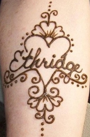 30+ Adorable Mehndi Designs for Kids (Little Princesses)