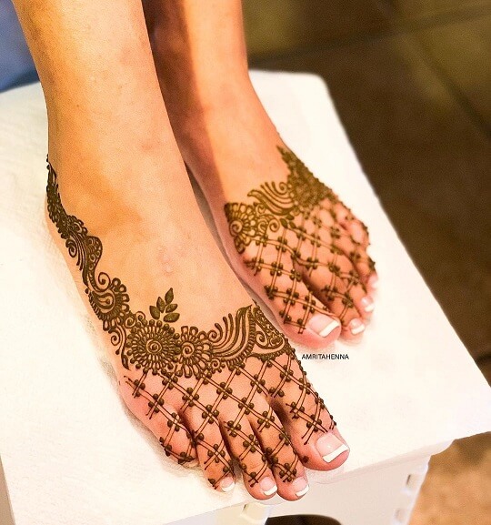 110+ Most Versatile Arabic Mehndi Designs Collection 2025