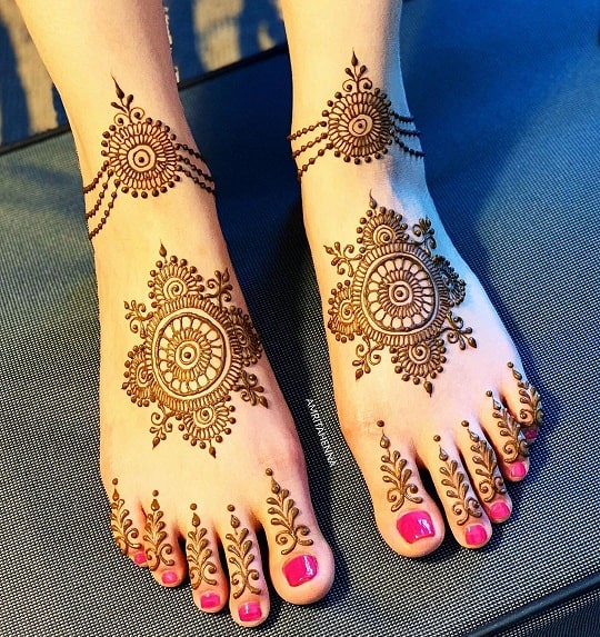 125+ Simple and Easy Mehndi Designs for All Occasions
