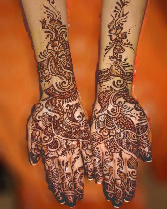 50+ Simple And Attractive Mehndi Designs For Hands