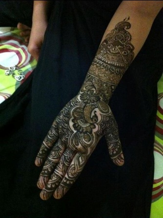 50+ Simple And Attractive Mehndi Designs For Hands
