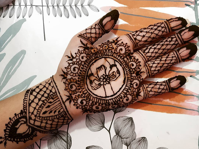 10+ Most Alluring Mehndi Designs for Raksha Bandhan 2023
