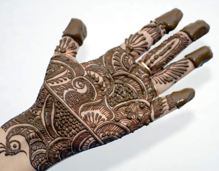 15 Outstanding Collections of Diwali Mehndi Designs 2023