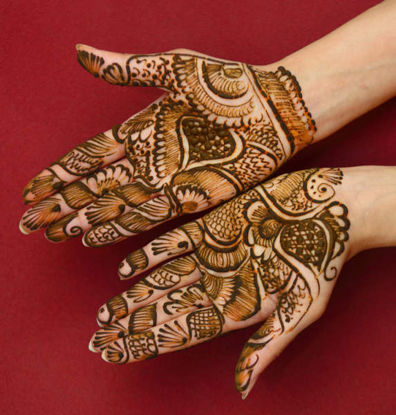15 Outstanding Collections of Diwali Mehndi Designs 2023