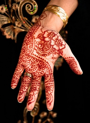 15 Outstanding Collections of Diwali Mehndi Designs 2023