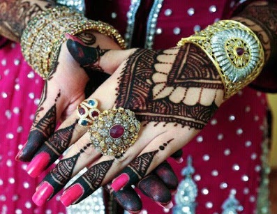 15 Latest Asha Savla Mehndi Designs with Pictures