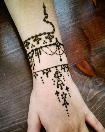 Top 10 Latest Bracelet Mehndi Designs In 2023 | I Fashion Styles