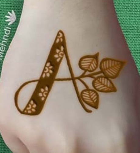 10 Unique A Letter Mehndi Designs With Pictures