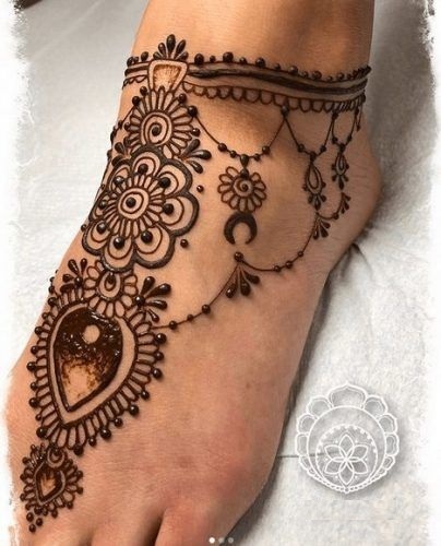 15 Anklet Mehndi Designs That You Will Love 2023