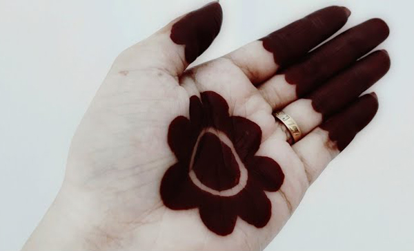 &quot;గోరింటకు డిజైన్స్ 2023&quot;: Telugu Mehndi Designs for Hands (10 Best)