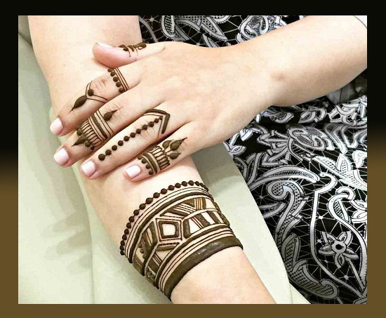 20 Best All Finger Mehndi Designs (2023 Latest Images)