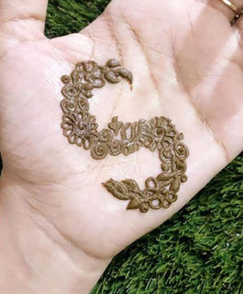 15 Simple S Letter Mehndi Designs You Can Try 2023