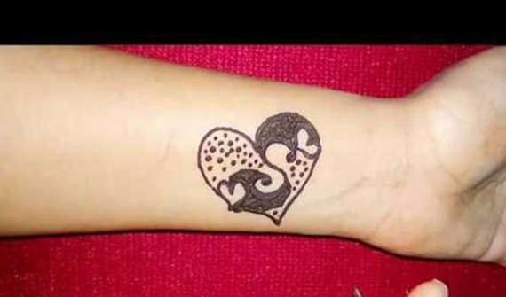 15 Simple S Letter Mehndi Designs You Can Try 2023