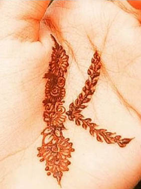 10 Inspiring K Letter Mehndi Designs Suitable for Anyone