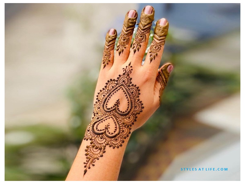 10 Trendy Heart Shaped Mehndi Designs for Every Occasion