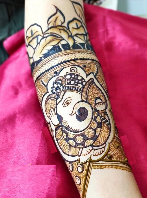 10 Adorable Ganesh Mehndi Designs for Festivals 2023