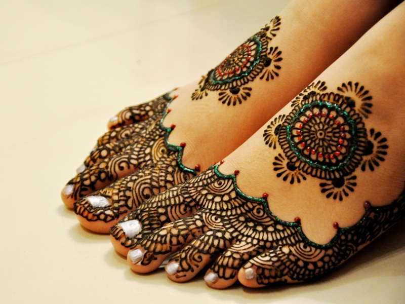 15+ Stylish Foot Mehndi Designs for Your Pretty Feet | Style At Life
