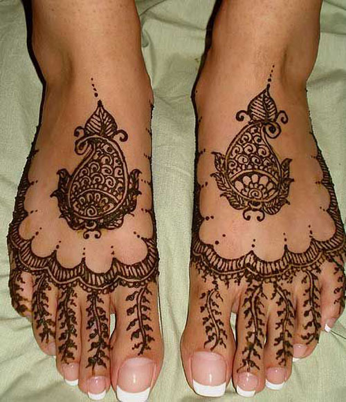 15+ Stylish Foot Mehndi Designs for Your Pretty Feet | Style At Life