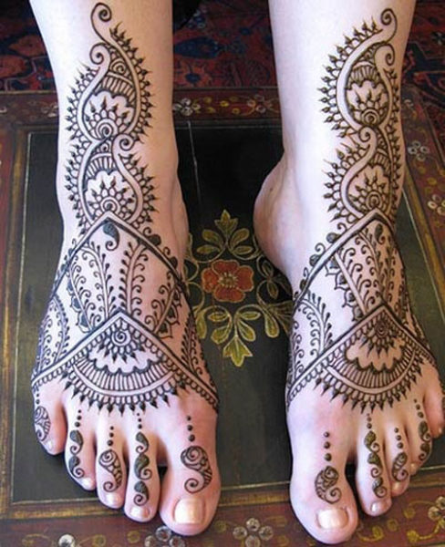 15+ Stylish Foot Mehndi Designs for Your Pretty Feet | Style At Life