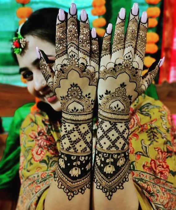 15 Latest Designer Mehndi Designs with Images | I Fashion Styles