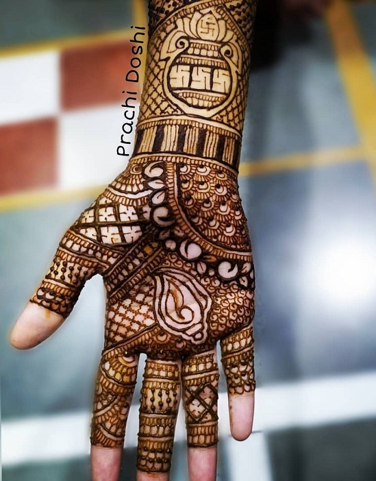 15 Latest Designer Mehndi Designs with Images | I Fashion Styles
