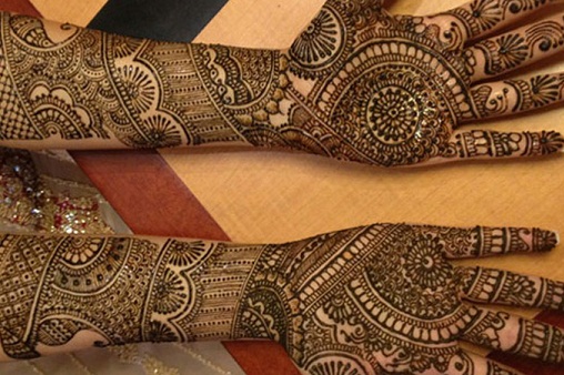 50 Most Loved Indian Style Mehndi Designs for Girls