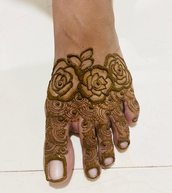 30 Latest And Trending Leg Mehndi Designs With Images