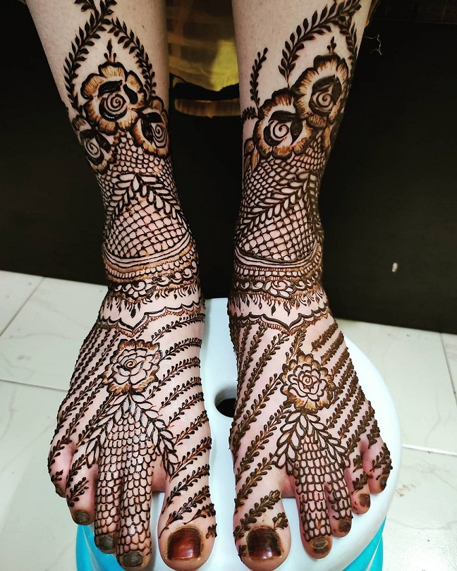 30 Latest And Trending Leg Mehndi Designs With Images