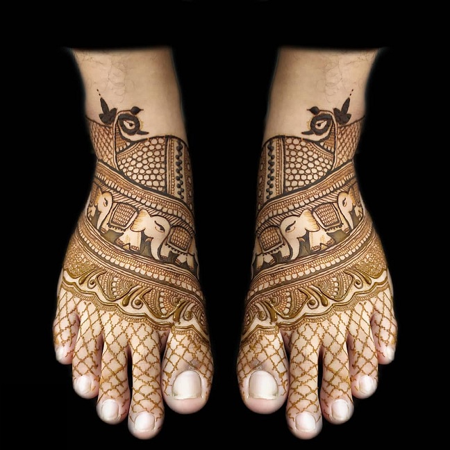 30 Latest And Trending Leg Mehndi Designs With Images