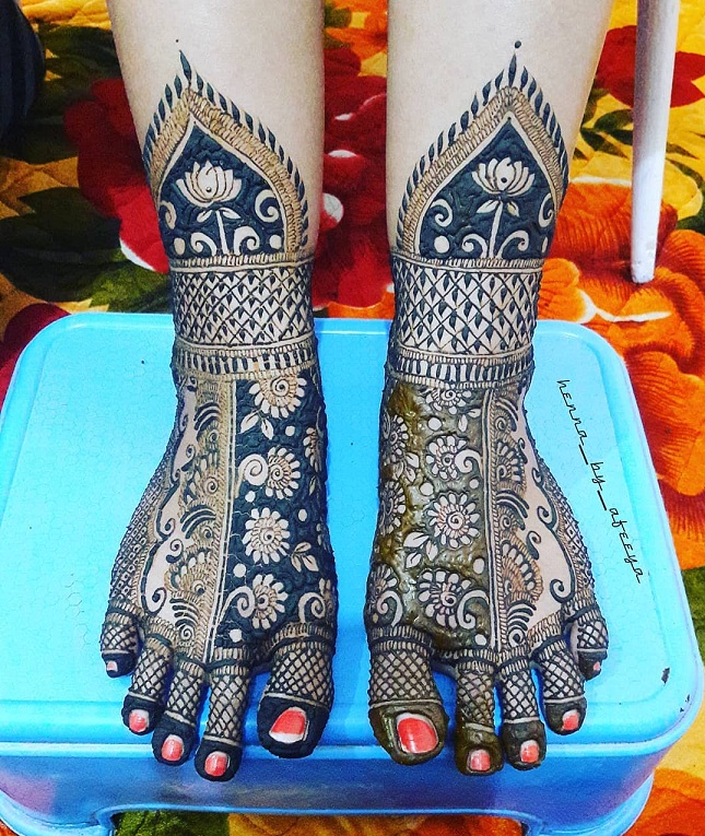 30 Latest And Trending Leg Mehndi Designs With Images