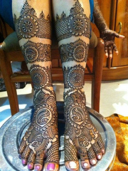 30 Latest And Trending Leg Mehndi Designs With Images