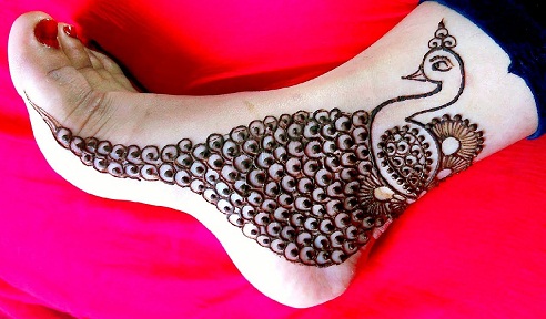 15 Artistic Peacock (Mor) Mehndi Designs 2023 | I Fashion Styles