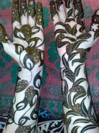 20 Adorable Mehandi Designs (2012 to 2023) with Best Pictures