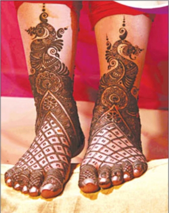 20 Adorable Mehandi Designs (2012 to 2023) with Best Pictures
