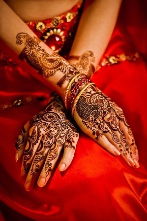 20 Adorable Mehandi Designs (2012 to 2023) with Best Pictures