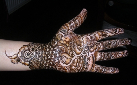 20 Adorable Mehandi Designs (2012 to 2023) with Best Pictures