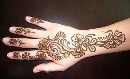 20 Adorable Mehandi Designs (2012 to 2023) with Best Pictures