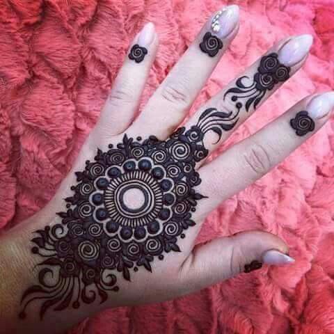 9 Latest and Popular Gol Tikka Mehndi Designs | I Fashion Styles