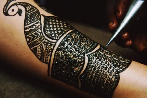 10 Latest &amp; Simple Mehndi Designs for Competition