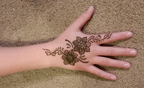 15 Latest Small Mehndi Designs in 2023 | I Fashion Styles