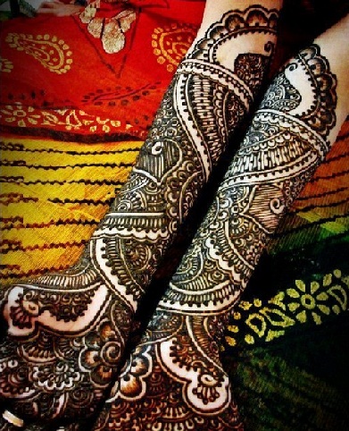Top 9 Rocking Party Mehndi Designs With Pictures
